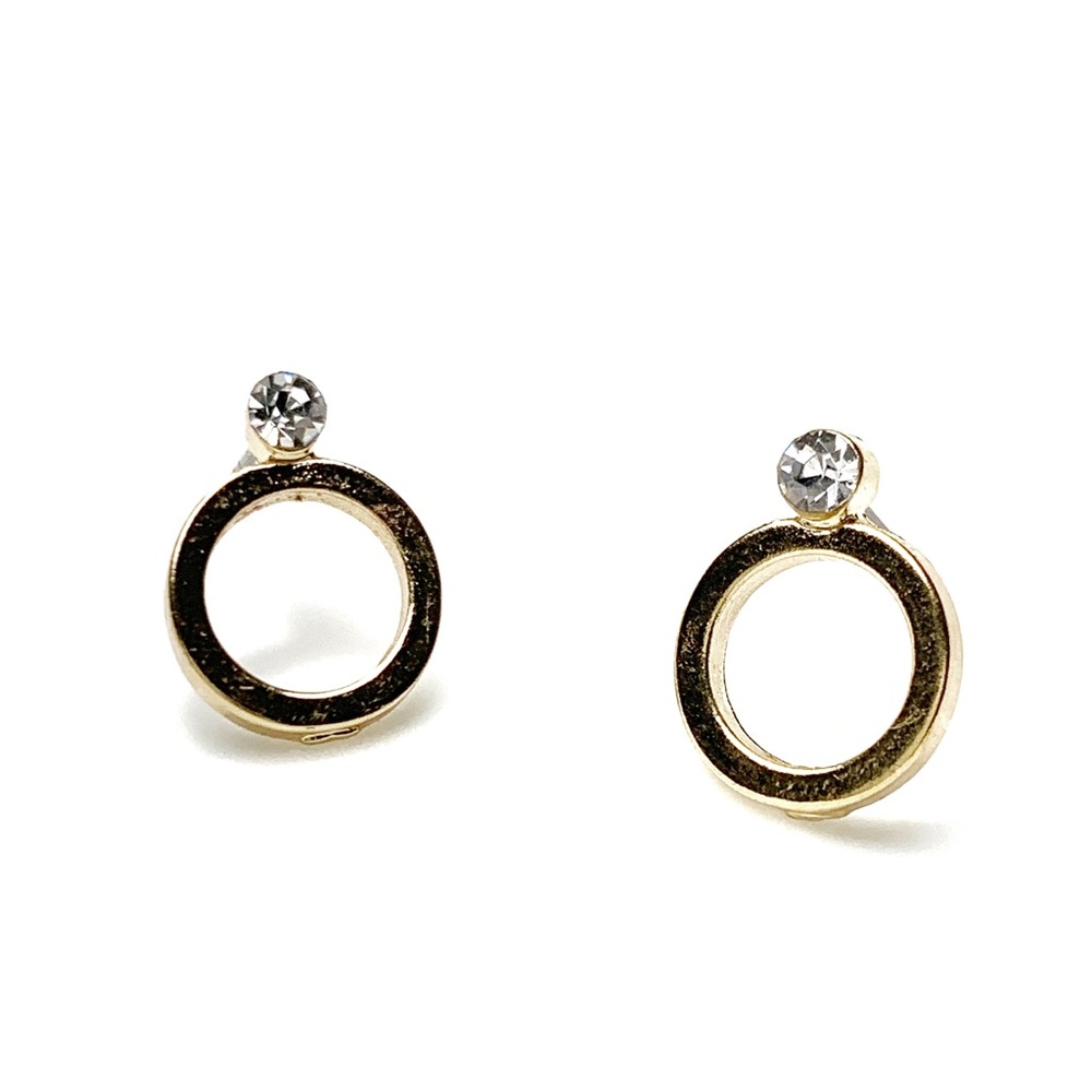 New without tags! Gold circle stud earrings